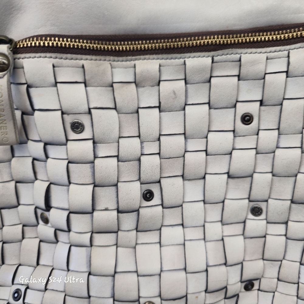 KOMPANERO Cream Braided Leather Purse. - Picture 3 of 11